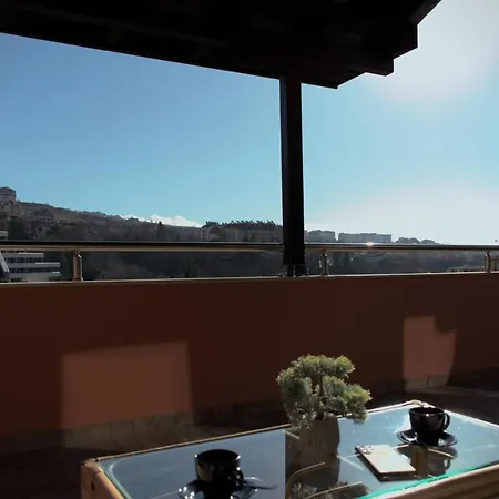 Medius Park Apartment *