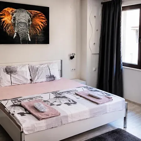 Medius Park Apartment Sandanski